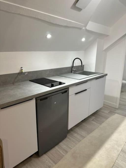 Appartement Centre Ville Lillebonne 2Eme Etage Экстерьер фото